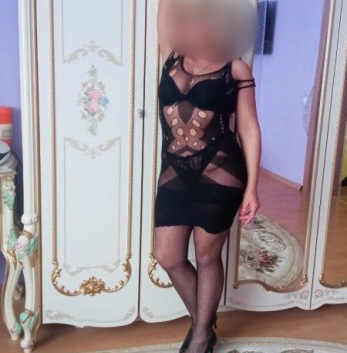 Словно грация, соблазнительная фея, готовая погрузить тебя в безграничный океан удовольствия. Помнишь ощущение, которое ты испытывал с самой желанной женщиной? Со мной ты сможешь пережить его снова. Верь мне, я соединю тебя с безумной страстью и духом свободы. Моя красота и опыт оставят тебя беспомощным перед моим искушающим взглядом. Приглашаю тебя в Москву, в город возможностей, где наши эротические фантазии станут реальностью. Не упускай шанс стать полной версией самого себя. 💋💫 Варвара